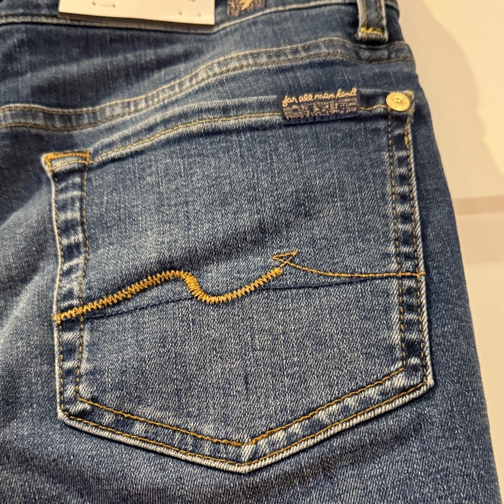 NWT - 7 For All Mankind - Women's Jeans - Picture 3 of 9
